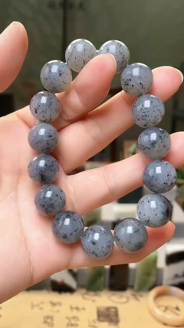 【闪购商品】和田玉把件未镶嵌18