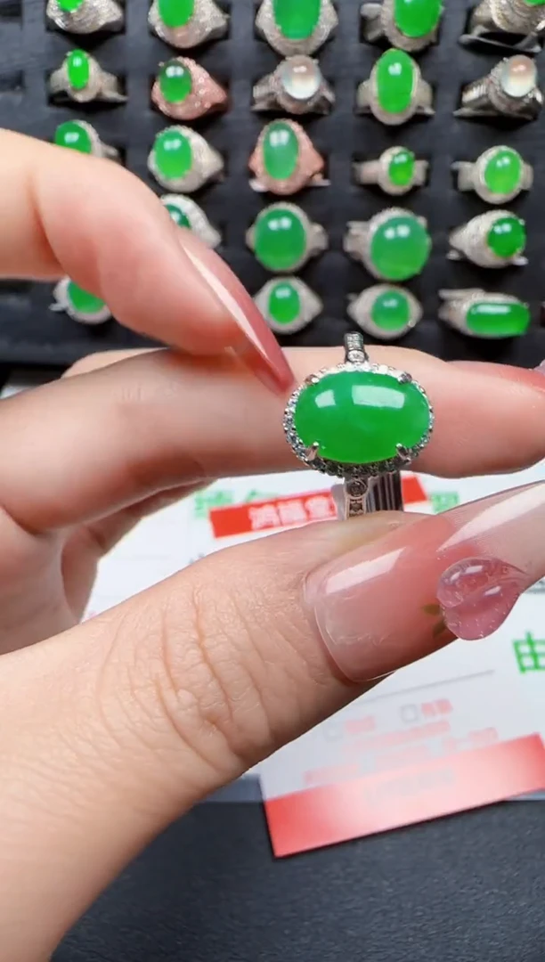 【闪购商品】翡翠戒指银S925镶嵌2082