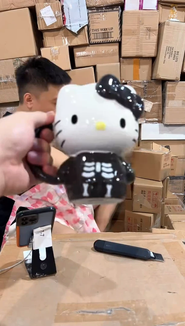 瓷片灰色kt全身杯