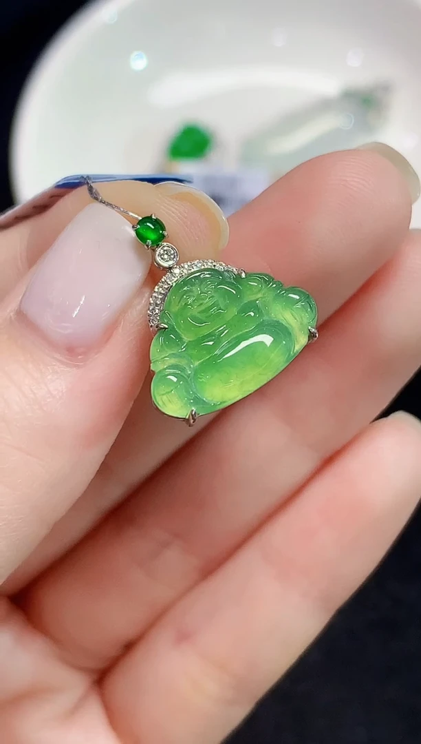 吊坠(不含链)18K金镶嵌翡翠L0572多样性发其一