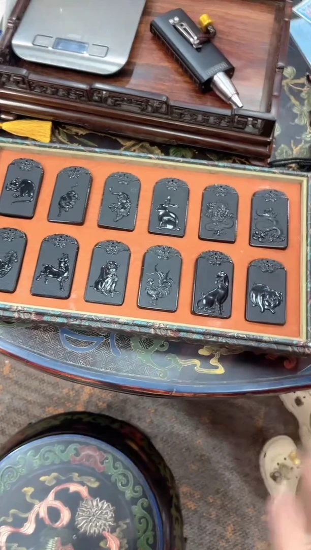 和田玉未镶嵌颈饰十二生肖牌001