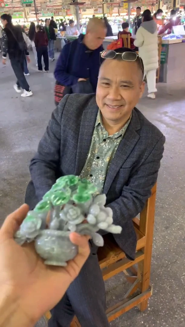 未镶嵌挂件翡翠猫*翡翠摆件