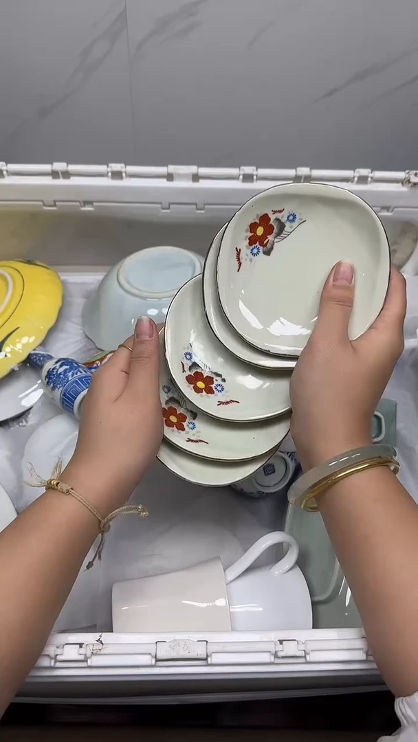 【闪购商品】1113回流瓷器默认微瑕，18.8包邮