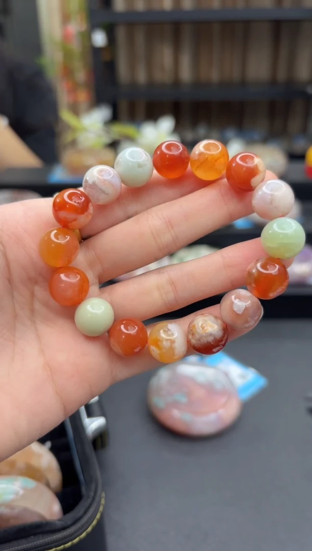 未镶嵌手链石英质玉317  12mm微瑕