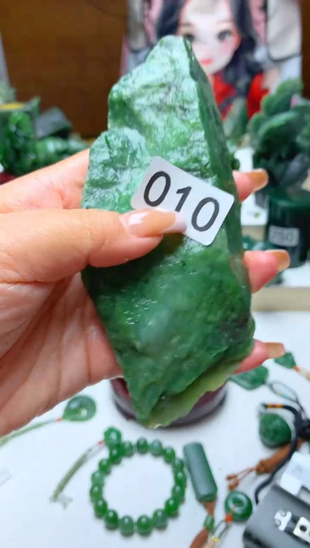 未镶嵌和田玉摆件1