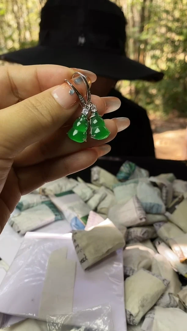 满色吊坠 所见即所得！！！