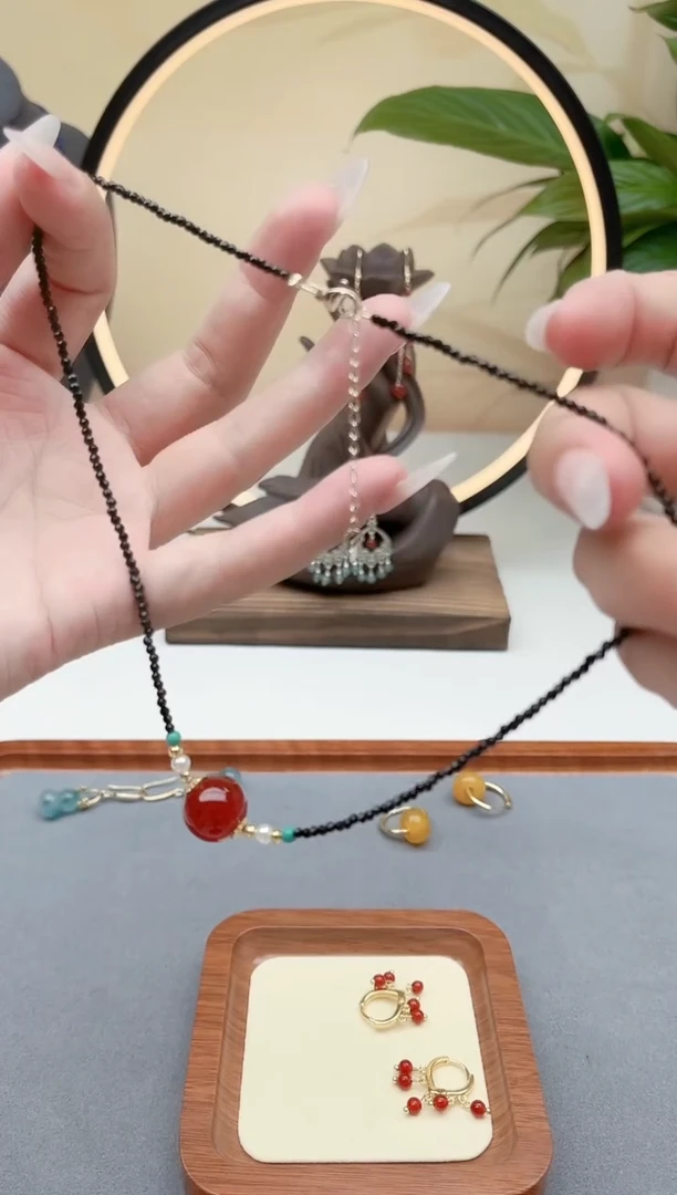 玛瑙/玉髓颈饰未镶嵌00项链红