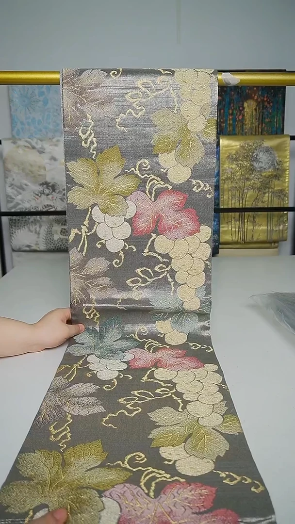 织绣织锦24葡萄。