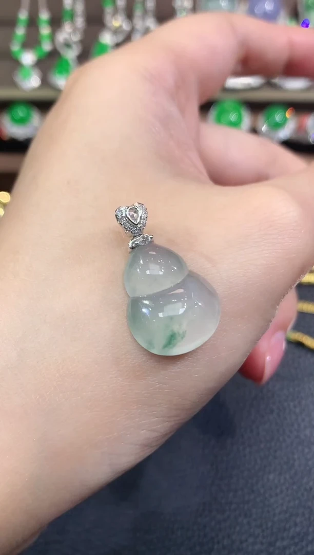 吊坠(不含链)18K金镶嵌翡翠A22