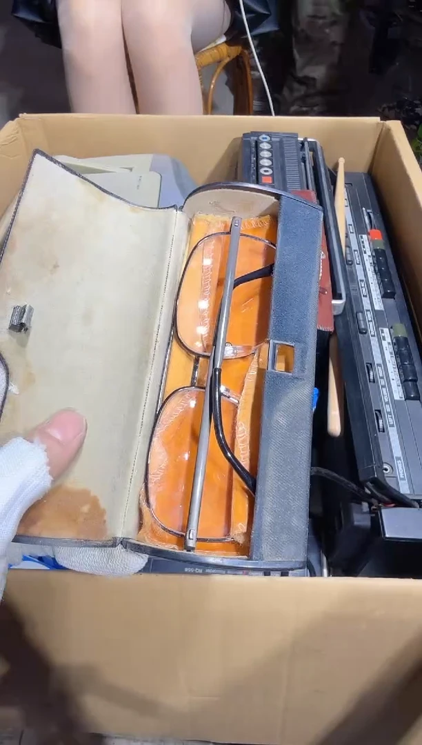 8新凯*   902中古商品，瑕疵品，不保好坏。