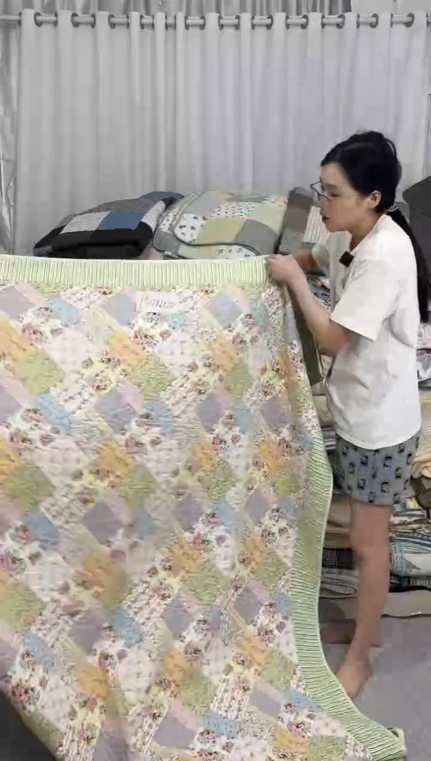 棉150*200绿边百家被