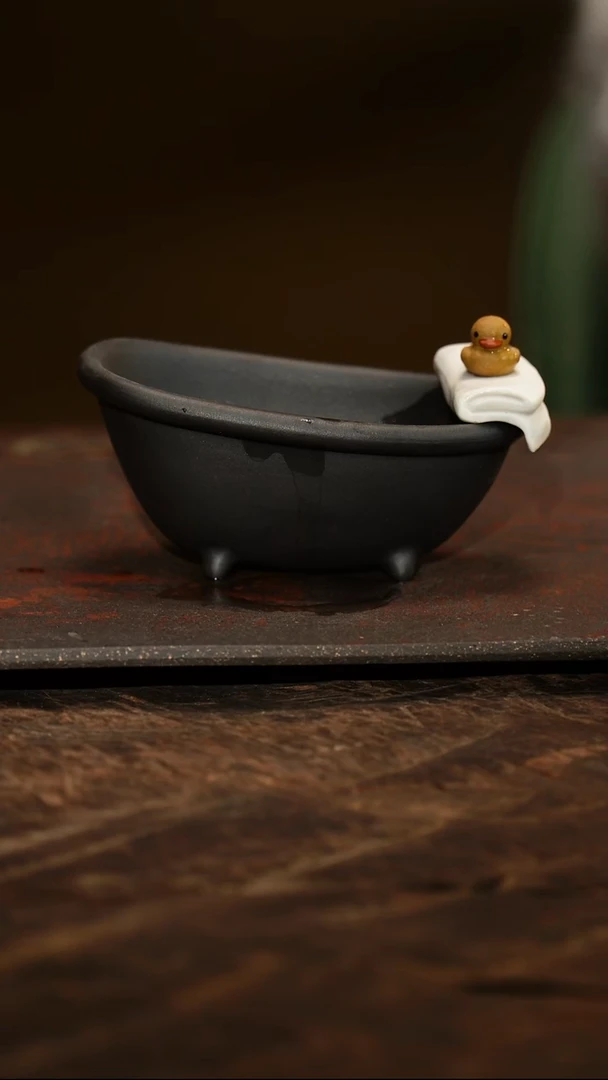 紫砂茶叶罐淘气夜莺《浴缸倒流香座》黑色