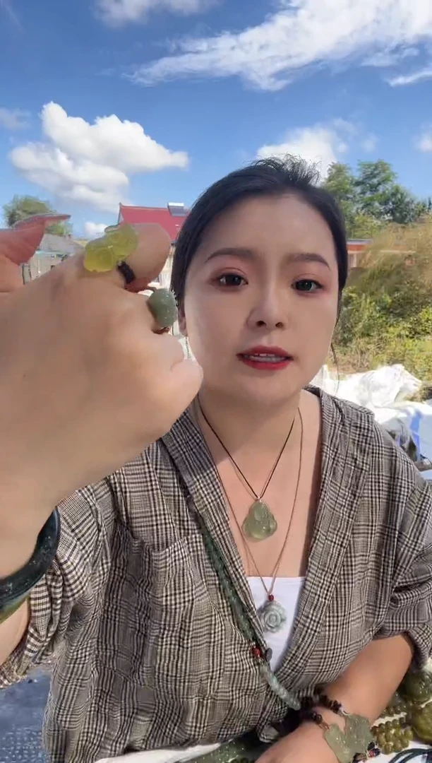 未镶嵌蛇纹石玉黄金玉貔求多样性随机发一