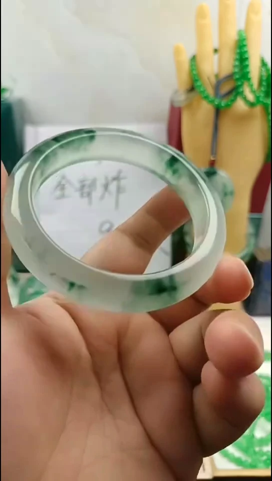 手镯玛瑙/玉髓未镶嵌手镯