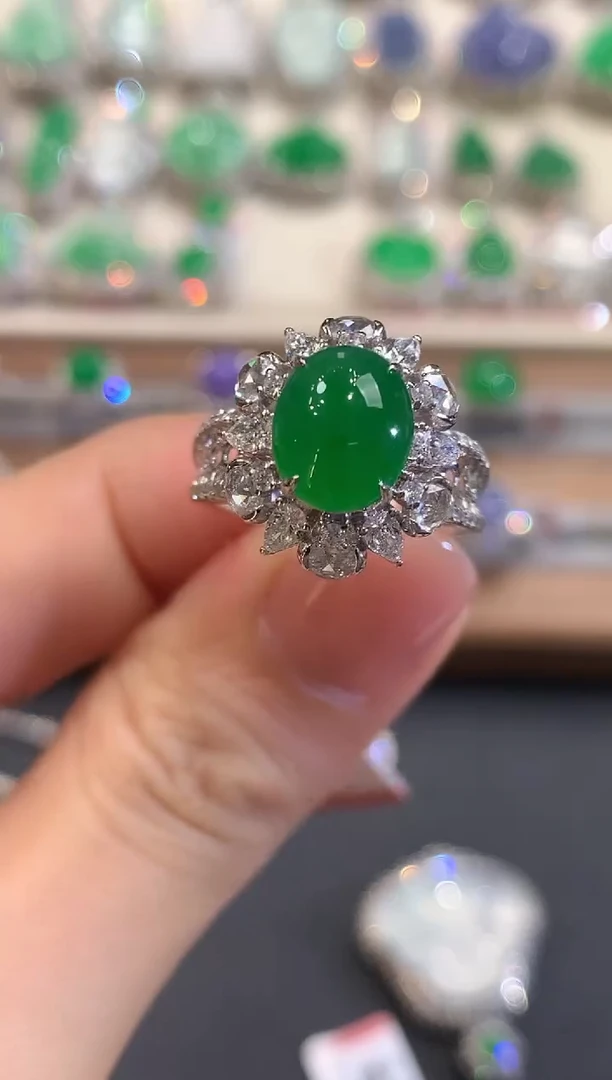 18K金镶嵌戒指翡翠a143