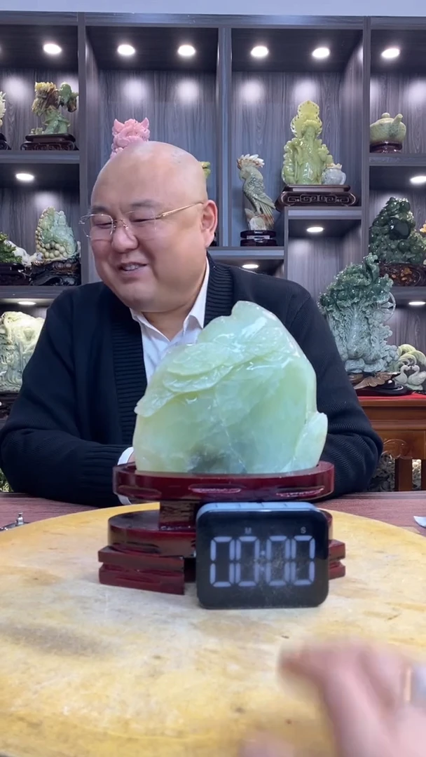 玉有***魂玉岫岩料手工雕刻摆件居家装饰送礼一物一图