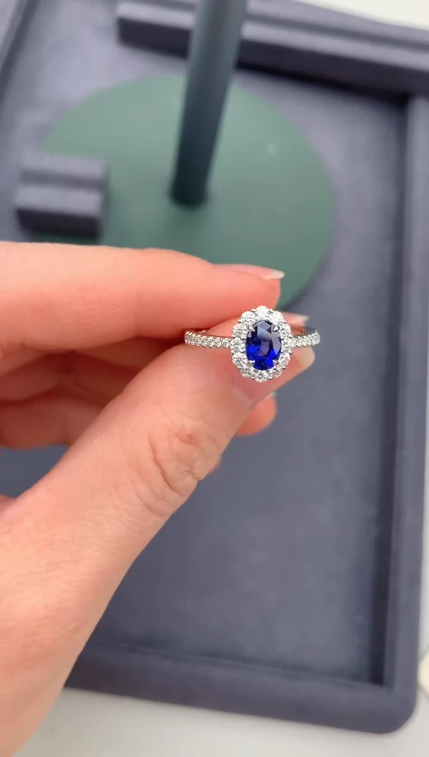 【闪购商品】蓝宝石戒指18K金镶嵌1ct皇家蓝戒指