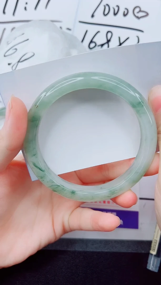 未镶嵌手镯石英质玉9-62