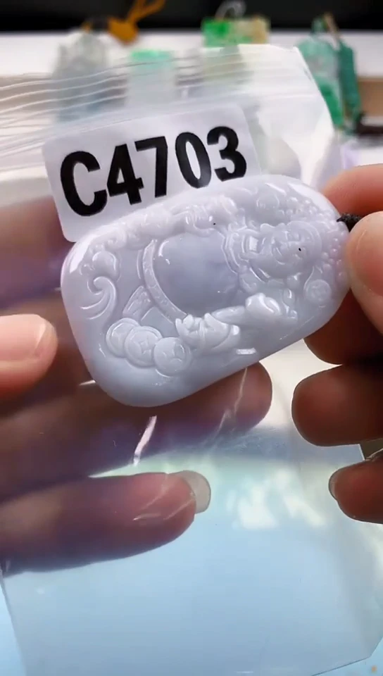 翡翠未镶嵌颈饰天然翡翠吊坠挂件