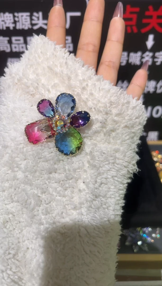 无铜合金精品饰界