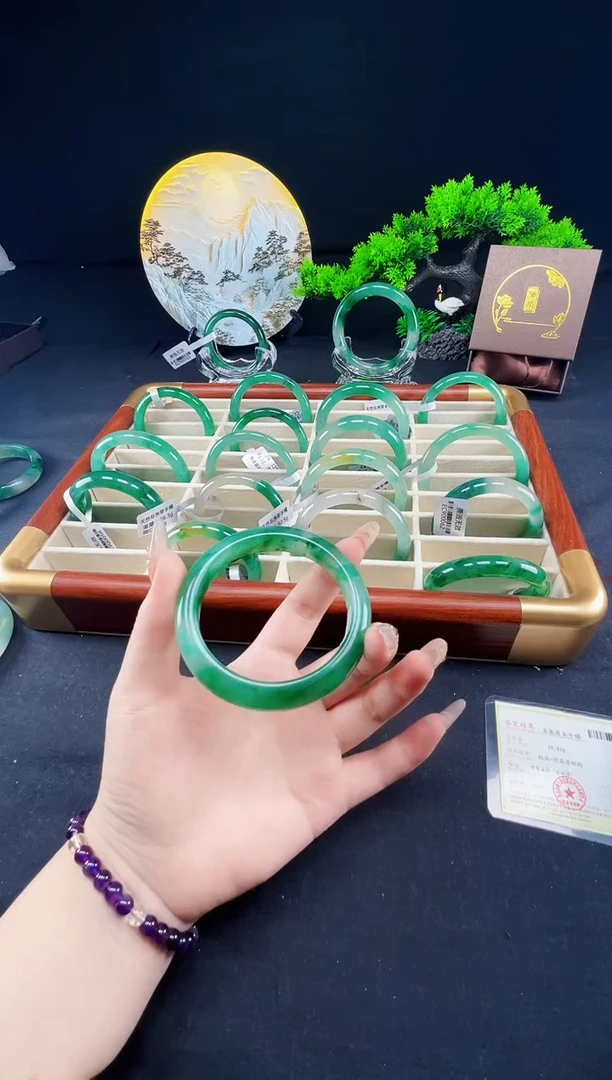 未镶嵌手镯石英质玉（非洲翠）真品上等纯天然非洲翠玉手镯石英质玉