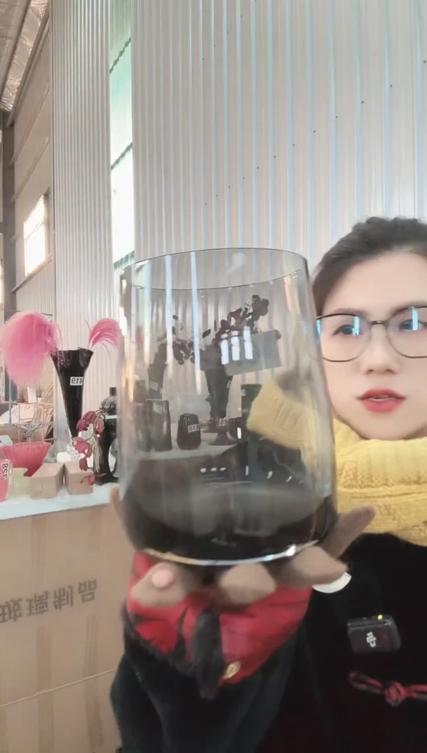 050直播玻璃花瓶