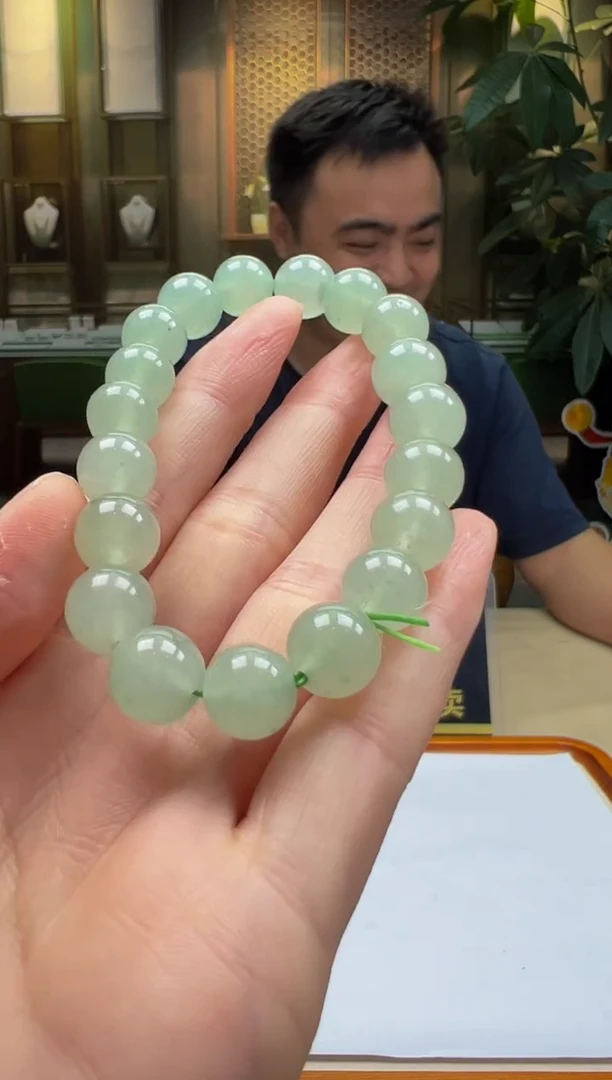 翡翠未镶嵌颈饰FA2025-5-10-123