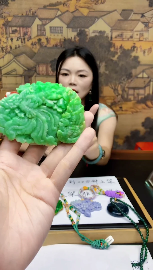 翡翠未镶嵌颈饰天然翡翠A货