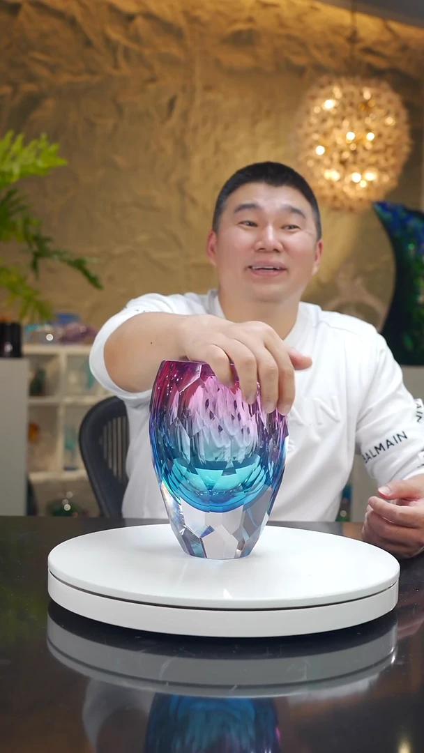 手工艺品琉璃小**?金红蓝切面花器47号