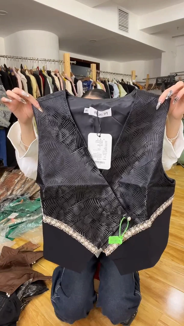 马甲       2XL码    130-140斤