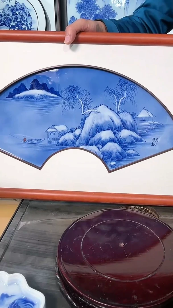 【闪购商品】官窑瓷画院586官窑瓷画院吴小琴雪景扇形瓷板画