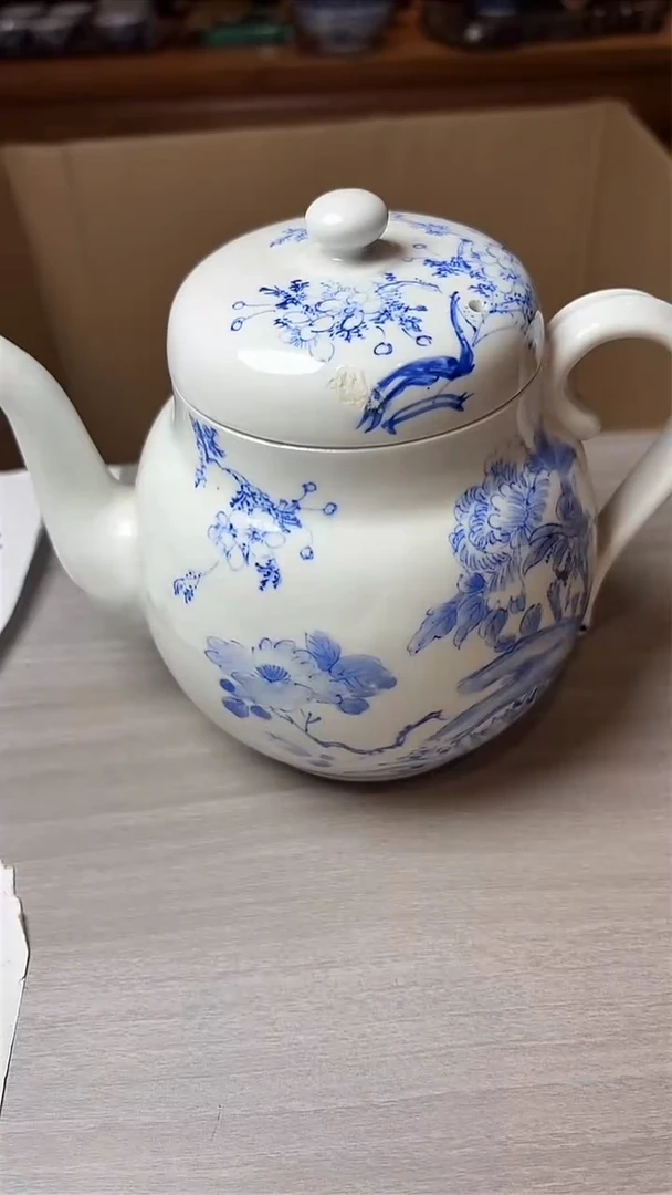谢谢老板，回流产品有磨损正常，谨慎买！