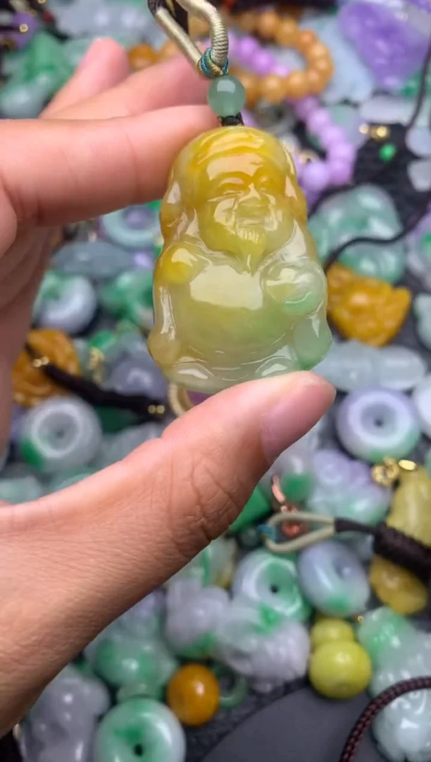 颈饰未镶嵌翡翠天然缅甸翡翠吊坠