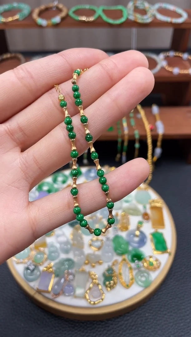 【闪购商品】翡翠套链18K金镶嵌一个  JK486