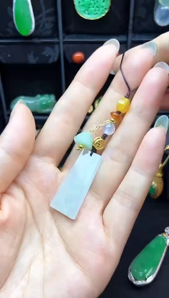 未镶嵌挂件翡翠手机链