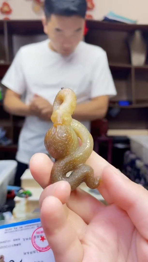 和田玉未镶嵌颈饰1