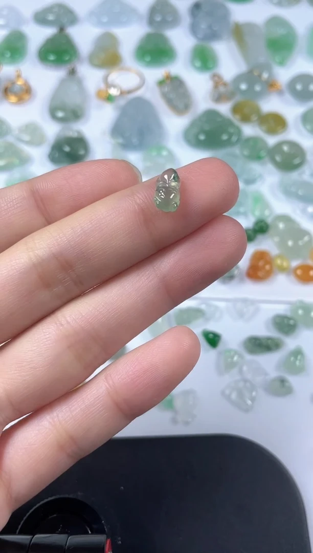 未镶嵌裸石翡翠缅甸天然翡翠