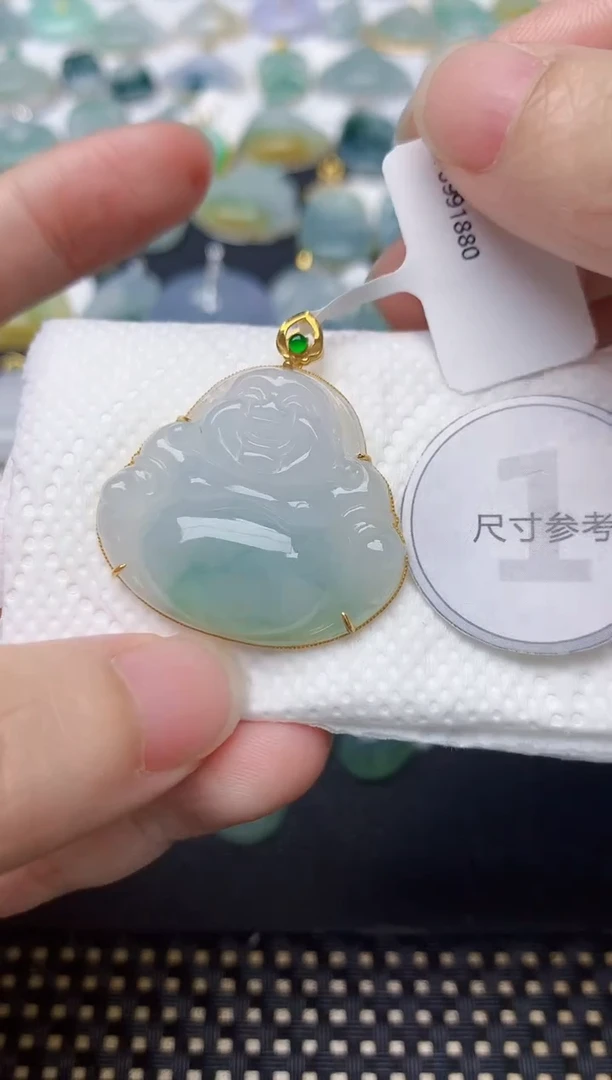 颈饰18K金镶嵌翡翠天然缅甸A货翡翠