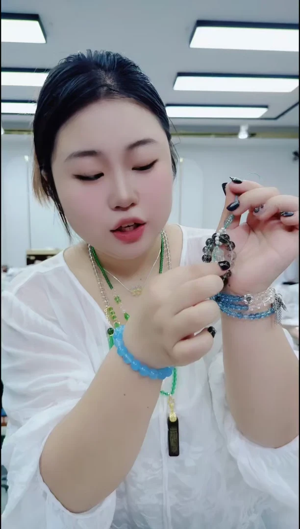 合金颈饰水晶2016绿钥匙扣