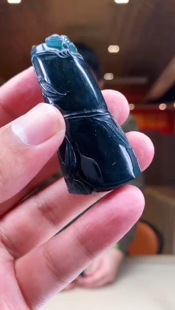 【闪购商品】定制翡翠未镶嵌             *94