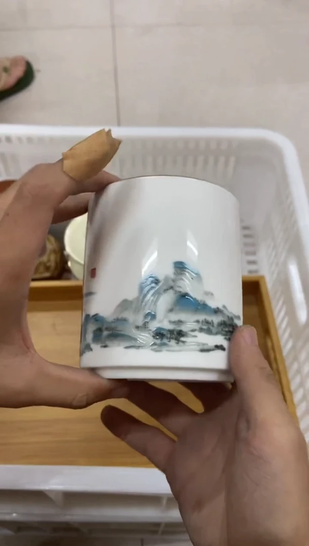 杯摄影的产品有使用过的痕迹有点脏介意勿拍