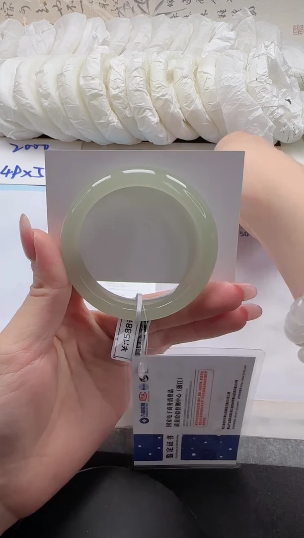 未镶嵌手镯石英质玉170-51