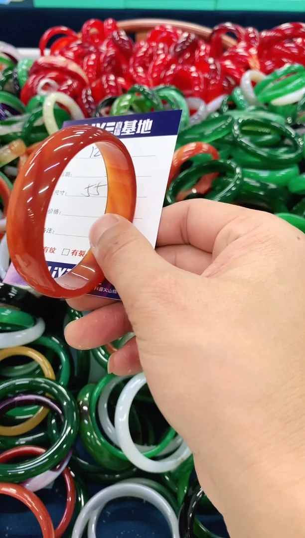 手镯玛瑙/玉髓未镶嵌129