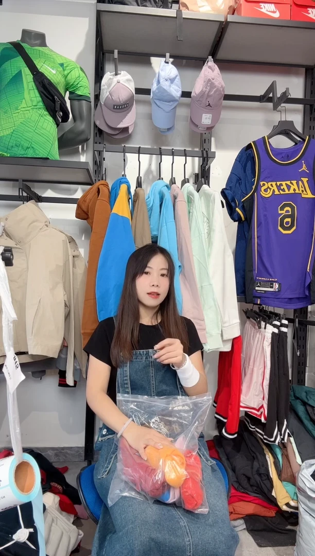 1492  编码 瑕疵款直播间过款为准 尺码袜子无售后6