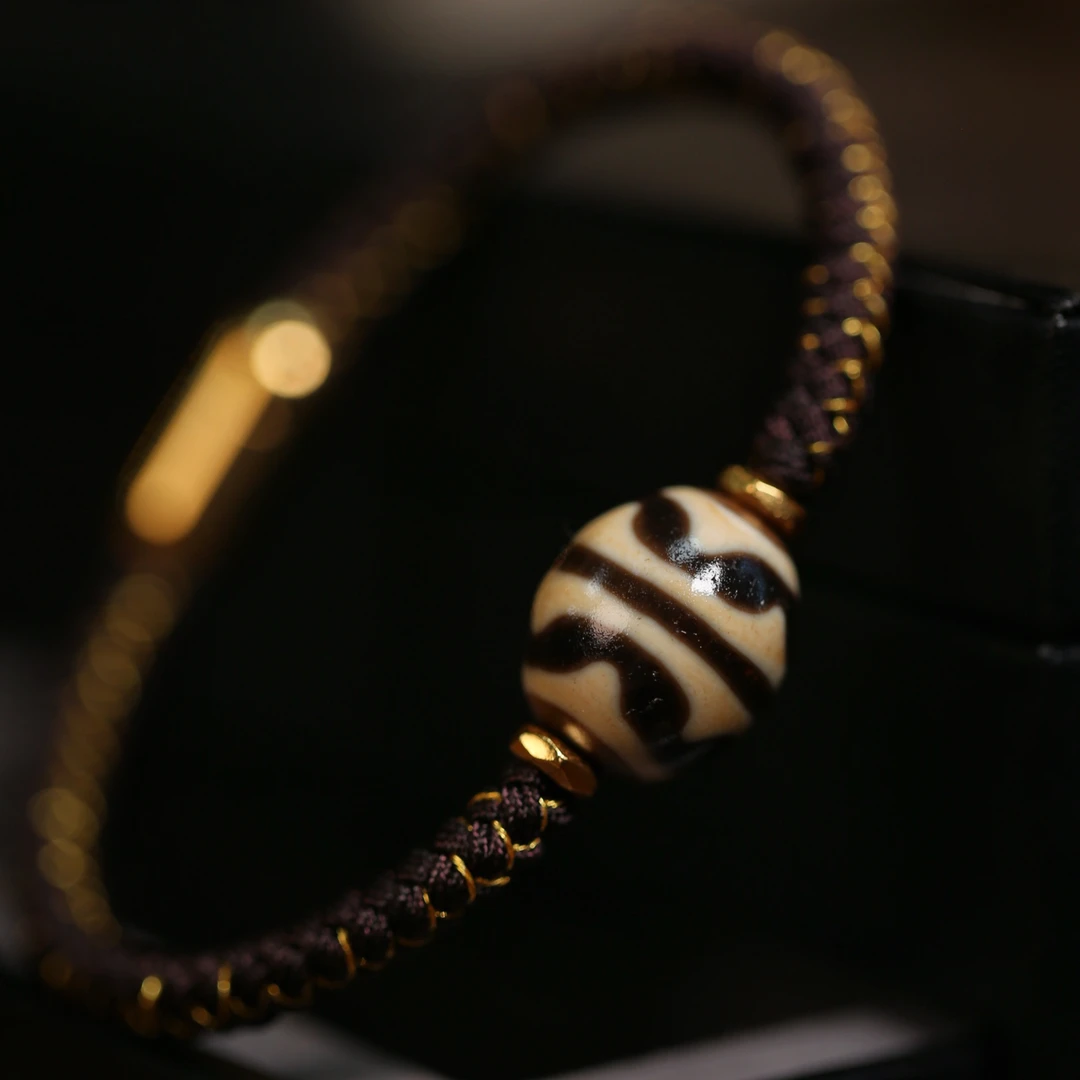 新款龙鳞手绳 满皮色双水纹达洛 玛瑙手串