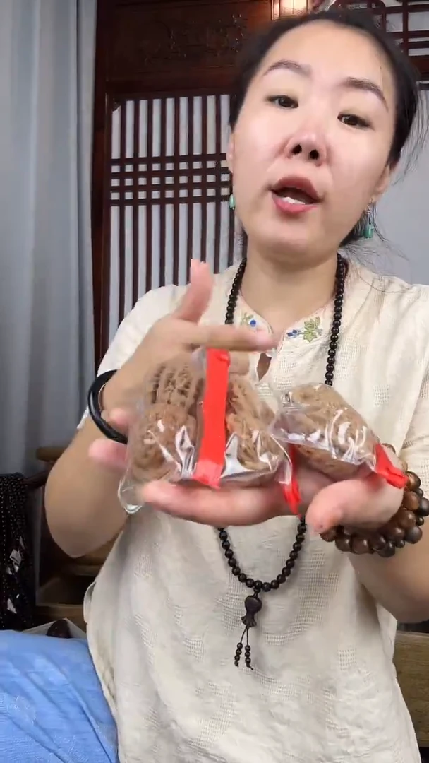木木头核桃手把件3对