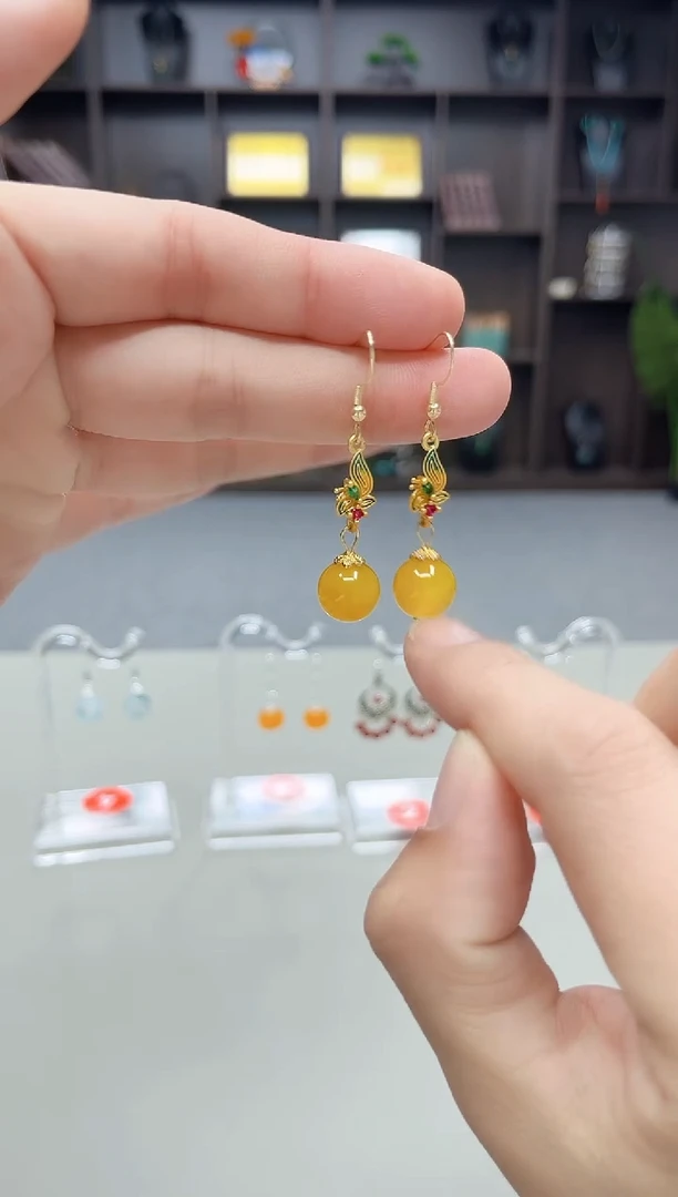 未镶嵌耳钉玛瑙/玉髓318000