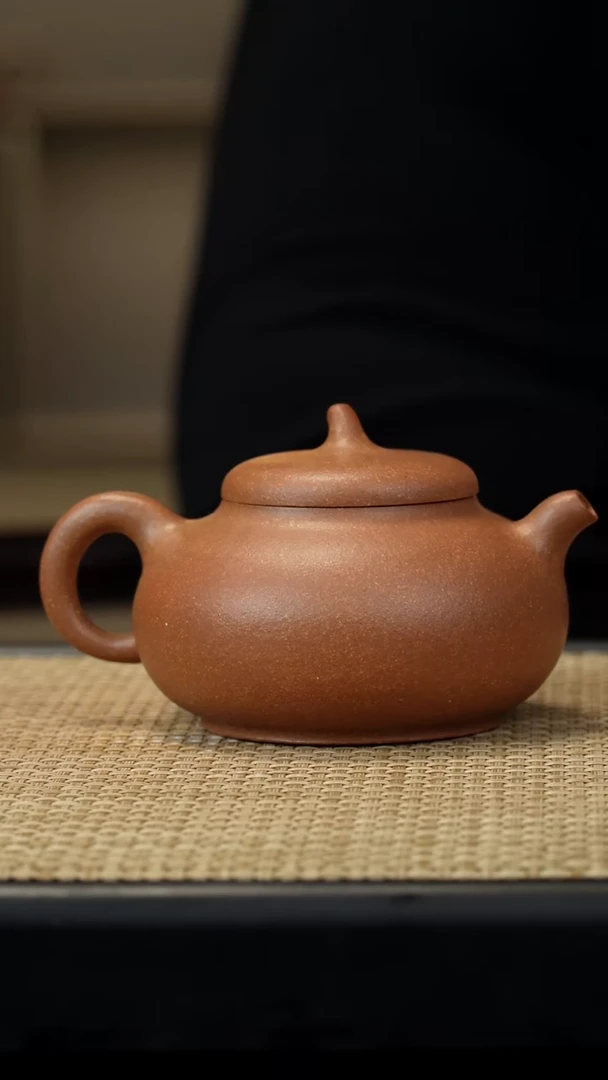 茶壶紫砂红降坡匏瓜240c