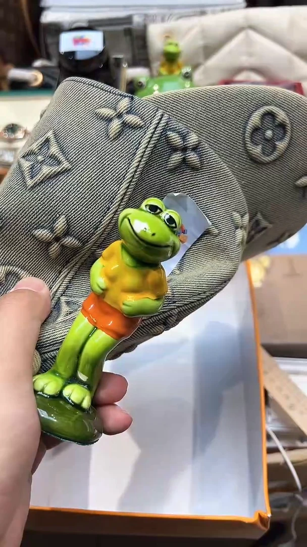 .全球寻宝高端瓷儿
