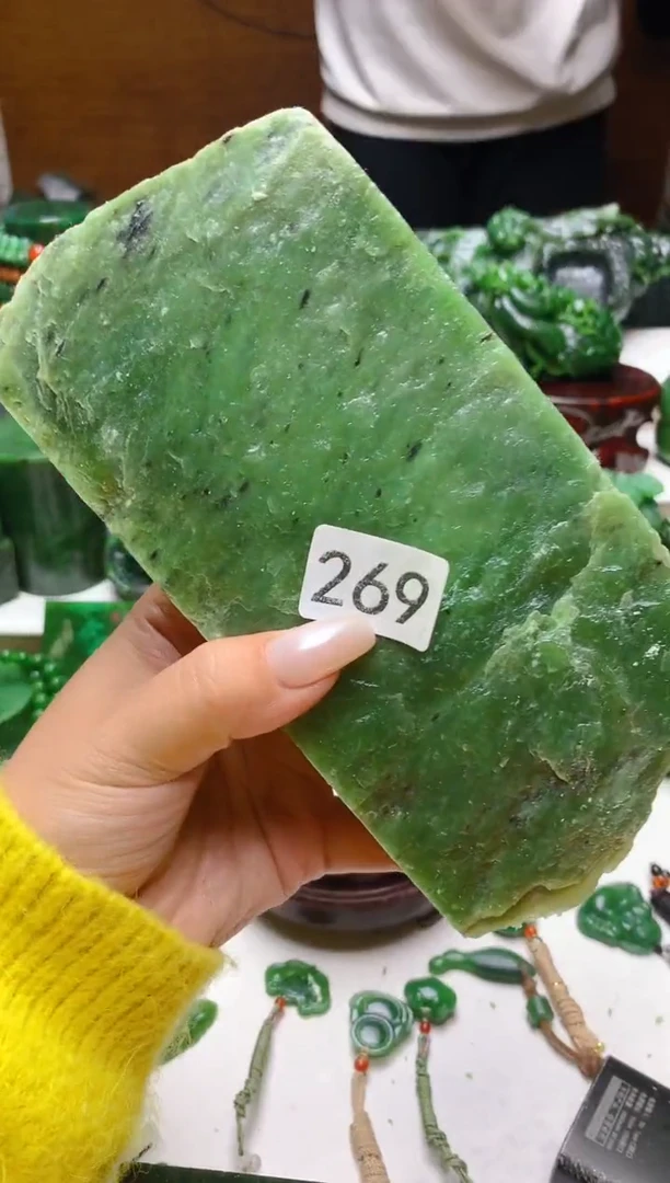 未镶嵌和田玉（碧玉）珠宝半成品0